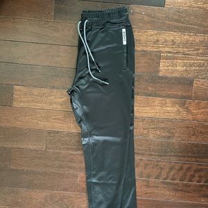 Echt Men's Storm Joggers